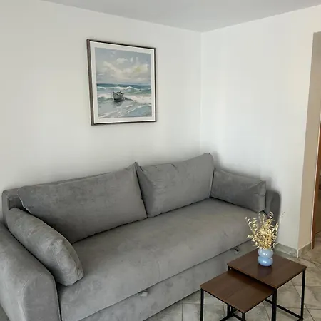 Апартаменти Tomic *