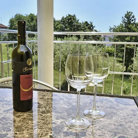 Tomic Appartamento *