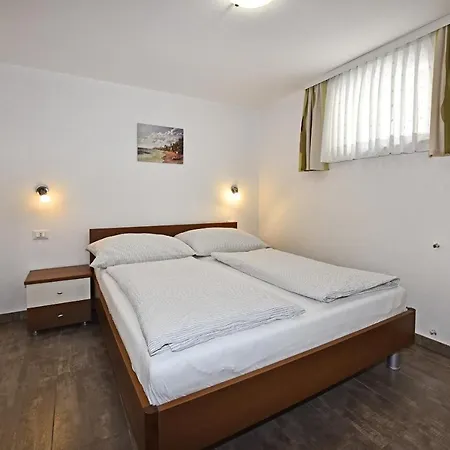 Tomic Apartment *