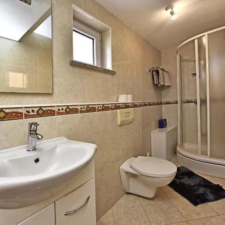 Tomic Apartment *